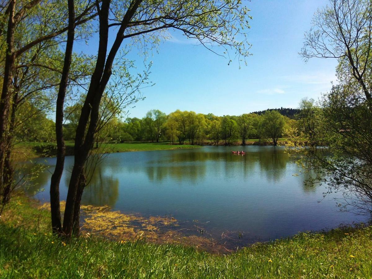 Апартаменти Zacisze Nad Sanem Кремінна Екстер'єр фото
